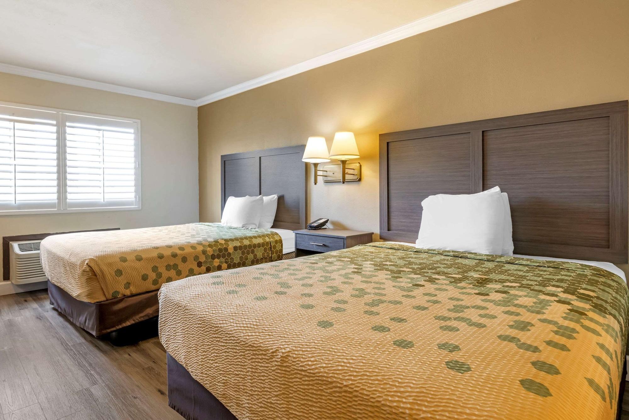Econo Lodge Moreno Valley Buitenkant foto